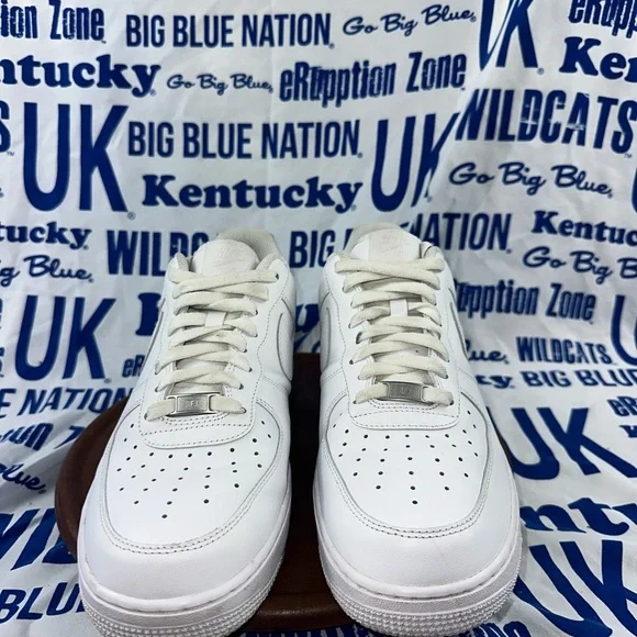 Nike Air Force One men’s size 11 - Picture 3 of 9